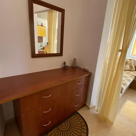 In Complex Colosseum 公寓 克兰内沃