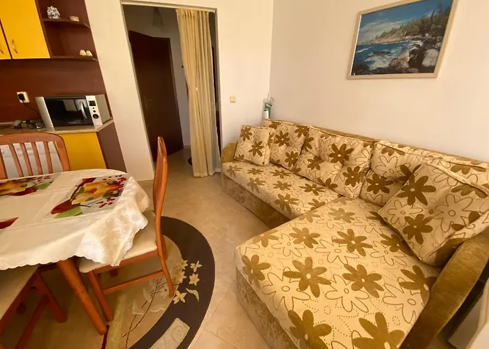 Apartment In Complex Colosseum Kranevo