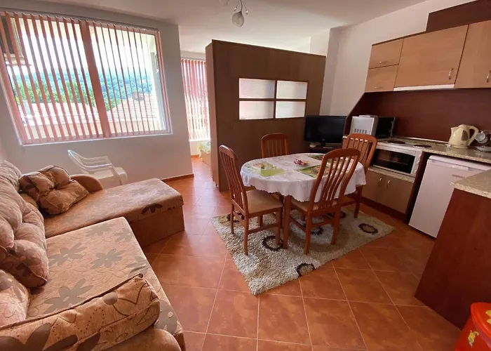 Apartment In Complex Colosseum *