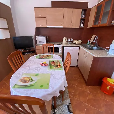 In Complex Colosseum Apartment Kranevo
