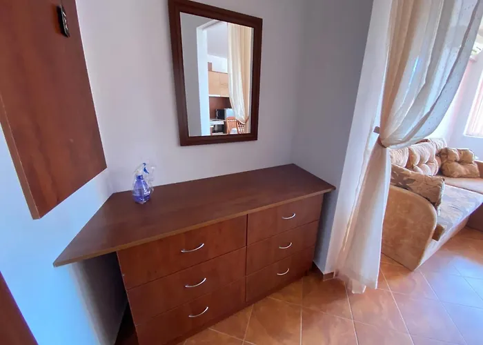 Lejlighed In Complex Colosseum